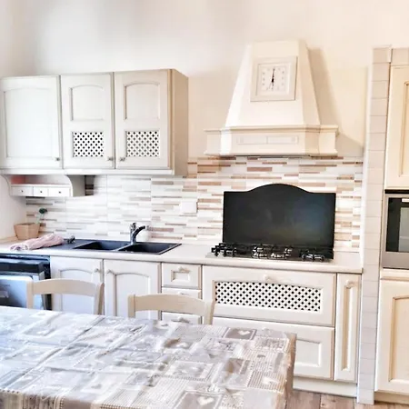 Camire' Apartment